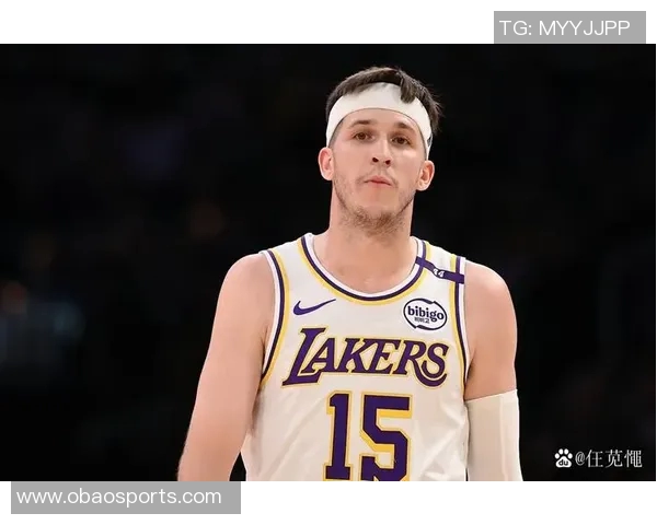 小里弗斯直言湖人争冠之路漫长应尽早考虑交易老詹 小里弗斯直言湖人争冠之路漫长应尽早考虑交易老詹