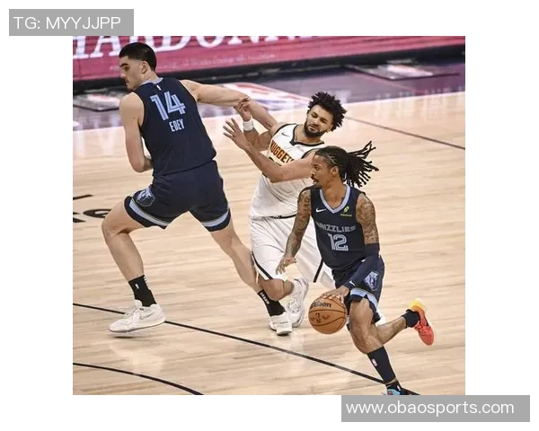 掘金教练带队残暴击败记者队114-16赛场对抗引发热议 掘金教练带队残暴击败记者队114-16赛场对抗引发热议