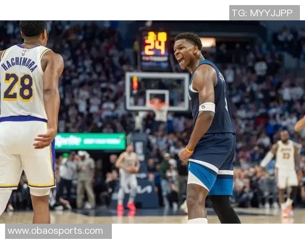 华子在湖人主场远投绝杀瞬间回顾我的儿昨日精彩表现