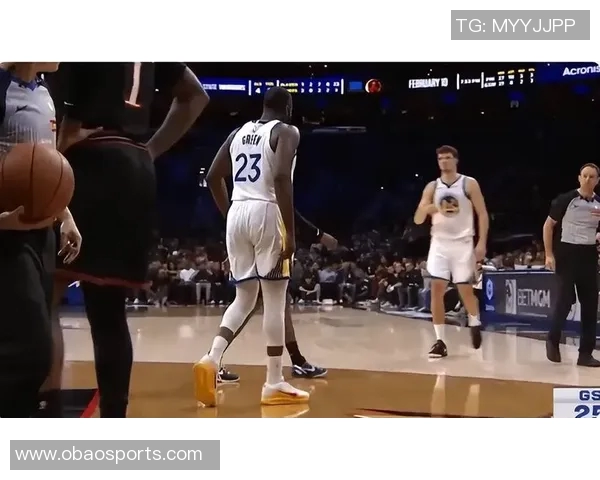 76人勇士对决裁判争议分析梅尔顿走步判罚与马克西漏判三秒防守 76人勇士对决裁判争议分析梅尔顿走步判罚与马克西漏判三秒防守